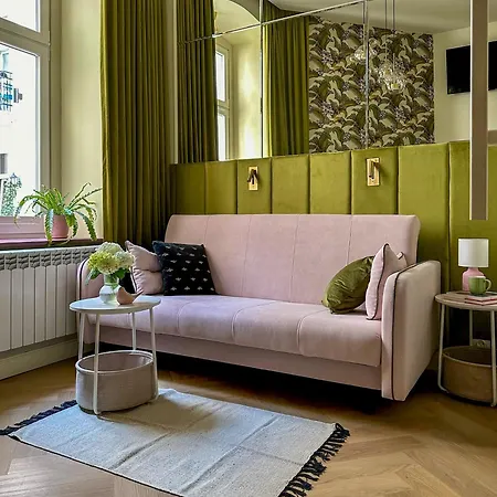 Studio 14 By Hidden Garden 公寓 罗兹