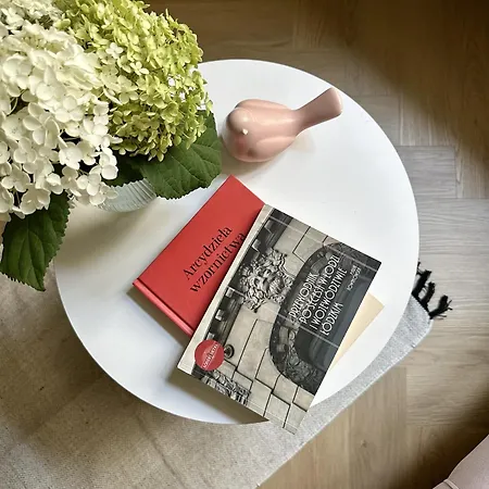 Studio 14 By Hidden Garden *